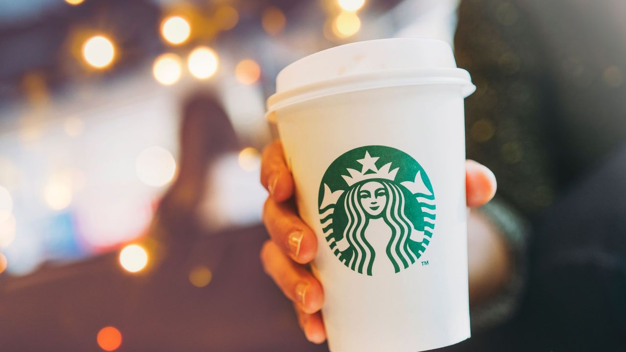 Starbuck deals franchise cost